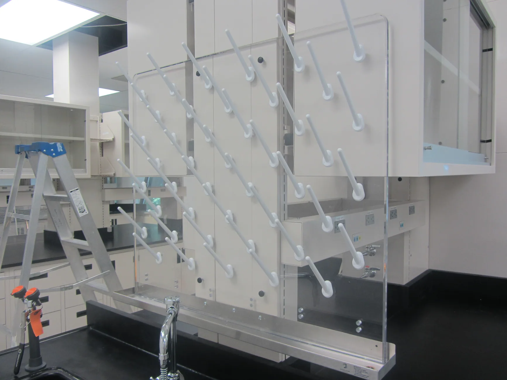 Pegboards for laboratory spaces by Lab Setup America
