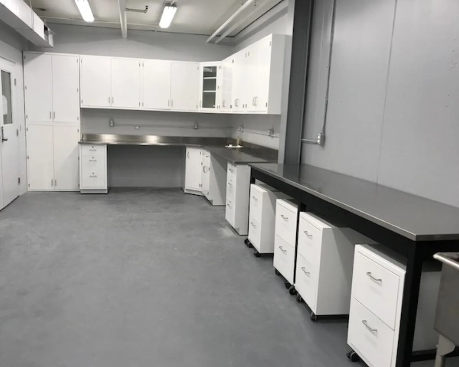 Food & Beverage Laboratories